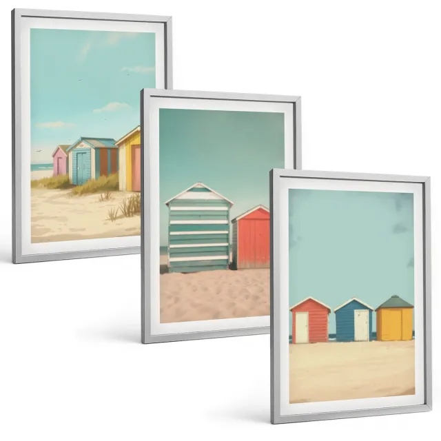 Coloray 3-Delige Schilderij Set - Kleurrijke Strandhuisjes In De Zomerzon - 40 x 60 cm - Decoratieve Schilderijen - Wanddecoratie - Hal Zilveren lijst