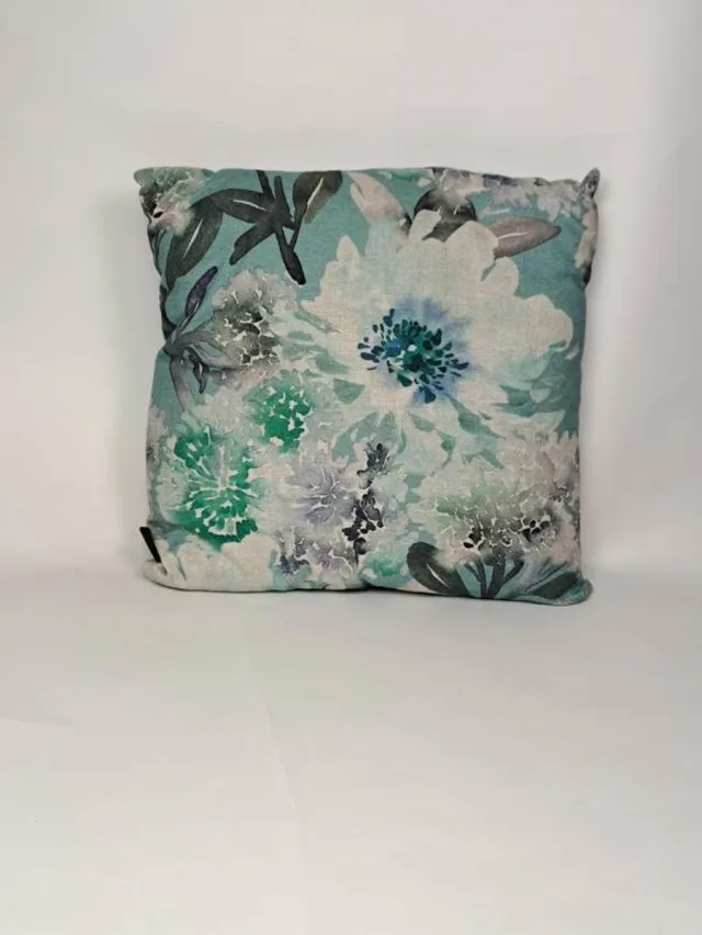 Madison Home Madison sierkussen 45x45cm Flowers Blue Rood