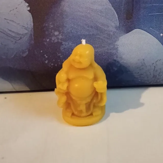 cailleagh's candles and gifts cailleagh's bijenwaskaars kleine buddha gele bijenwas