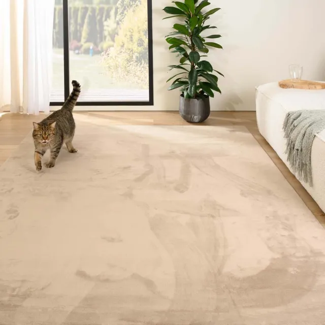 Tapeso Zacht vloerkleed - Plush beige 200x290
