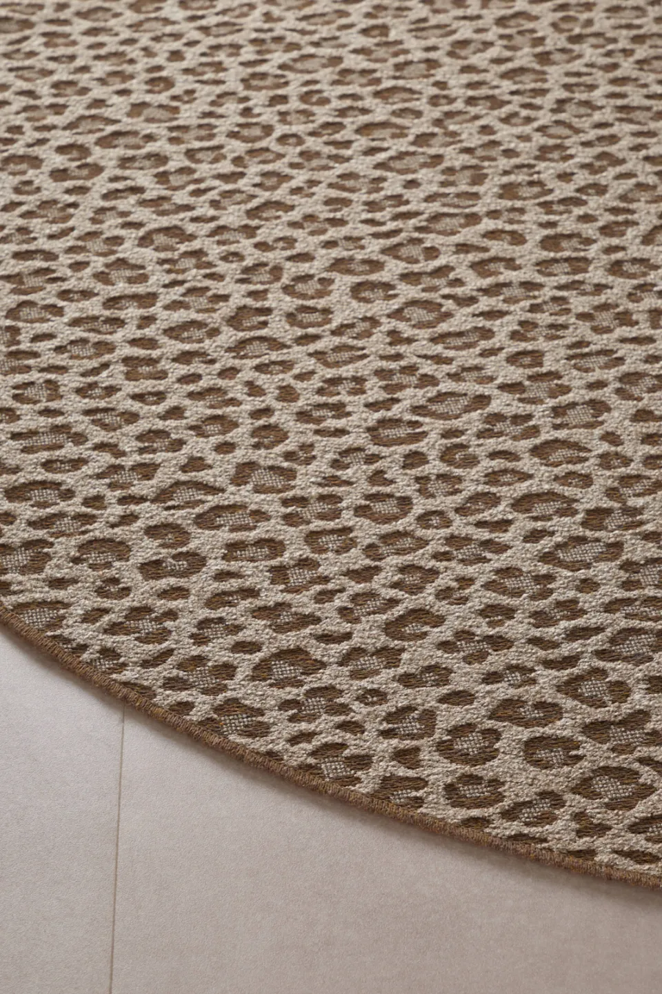 NOUS Living binnen- en buitenvloerkleed rond panterprint (Ø200 cm) bruin/zand, foto 4