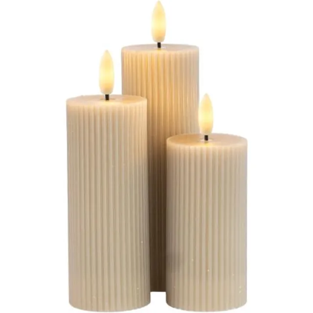 Sirius Smilla - rechargeable - set van 3 oplaadbare warm grijze pilaar kaarsen met ribbel structuur - ø 5 cm - H 10 / 12,5 / 15 cm warm grijs