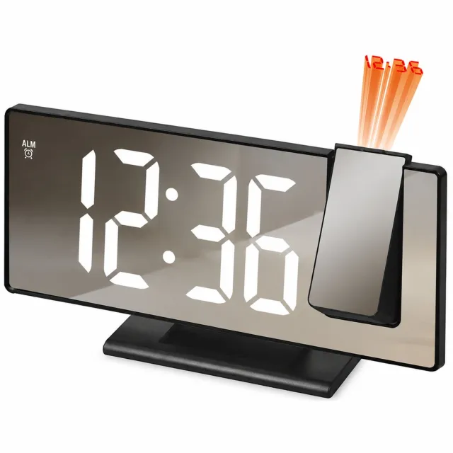 SWGOTA Digitale LED-projectiewekker met spiegelend display, zwarte achtergrond en witte cijfers, tafelvoet en USB-voeding