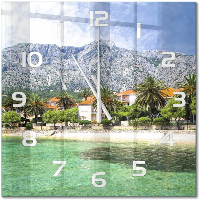 TULUP Wandklok - Strand in Kroatië Gekleurde Glazen Klok - 60x60 cm - Groente Glazen Klok Met Print - Witte handen - Vierkante Klok - Moderne Wandklok Glas - Wandklok Glas Decoratie