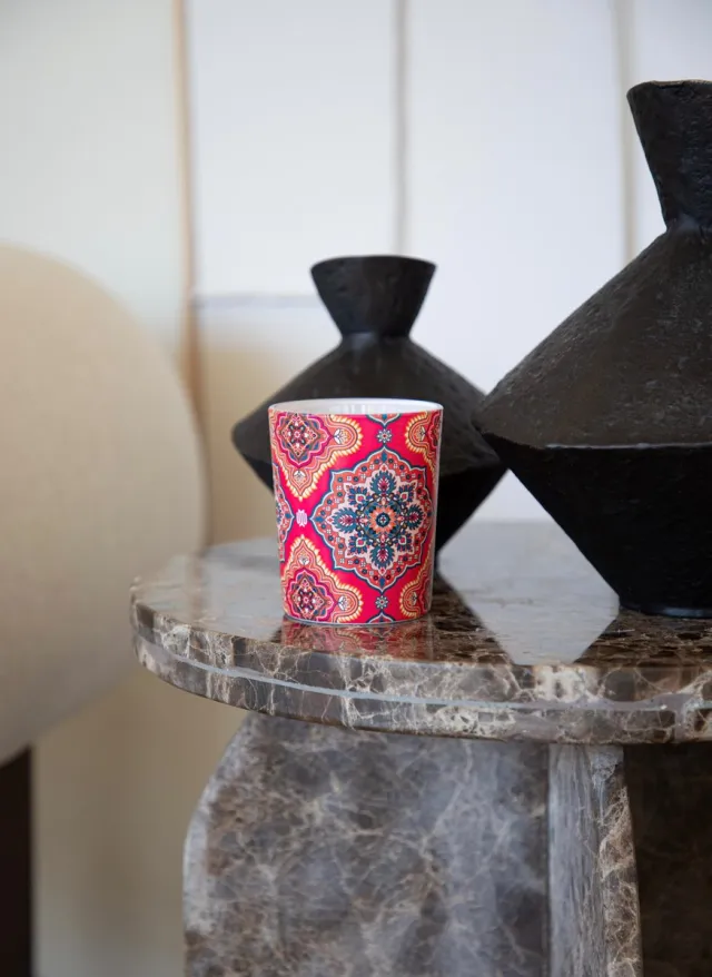 Murih The Arabesque Mosaic Collection - Geurkaars - Vanilla - 180g - Geurkaarsen - Luxe geurkaarsen - Interieur kaars - decoratieve kaars - woondecoratie - cadeau Roze