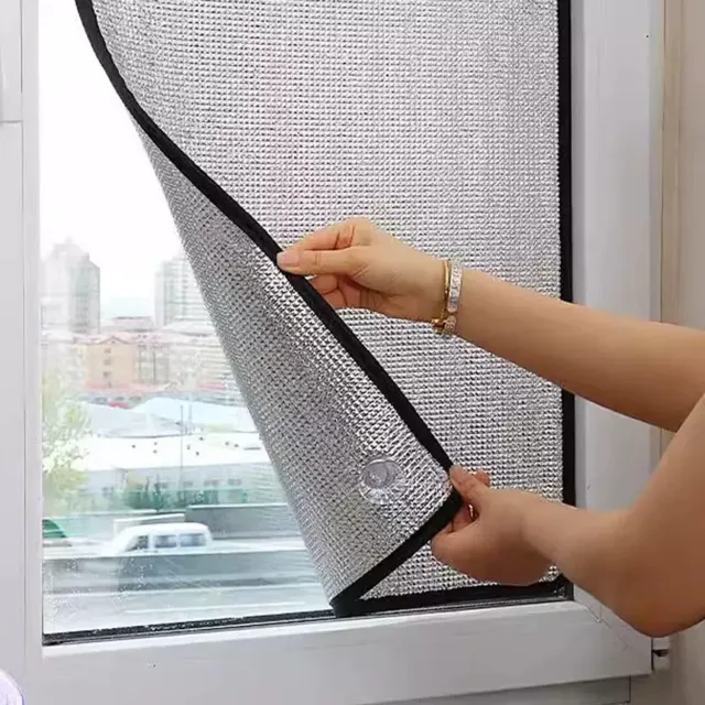 Famanu Reflecterende raamisolatiefolie van 8 mm, dubbele aluminiumfolie, zonwerende en verduisterende raamstickers, W×H 50x100 cm, biedt 100% privacy en helpt bij het creëren van een comfortabele slaapomgeving