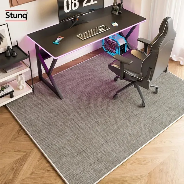 Stunq Minimalistisch grijs vloerkleed met subtiele textuur, vlekbestendig, gaming stoelmat, woondecoratie