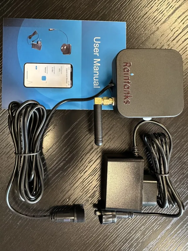 Raintanks Niveaumeter met app - WiFi Ultrasoon Tankniveaumeter - Ideaal voor regenwater put of tank