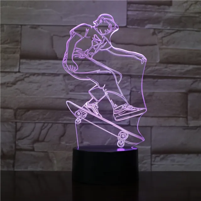 MC Living 3D Led Lamp Met Gravering - RGB 7 Kleuren - Skateboarder