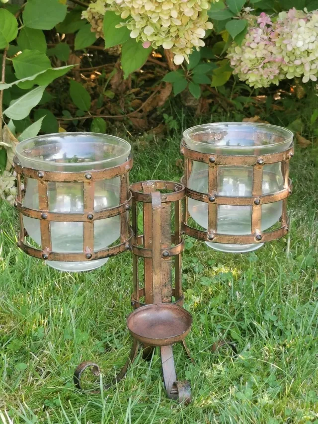 Boutique Trukado Middeleeuws IJzeren Windlicht met Glazen Lichthouders - Robuust - Handgemaakt - (hxbxd) ca. 30cm x 32cm x 20cm roestbruin