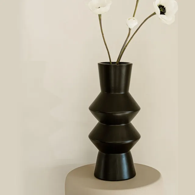 Indore Home Vaas Evi - Bloemenvaas - Woonkamer decoratie - angular - Vaas Zwart - Large