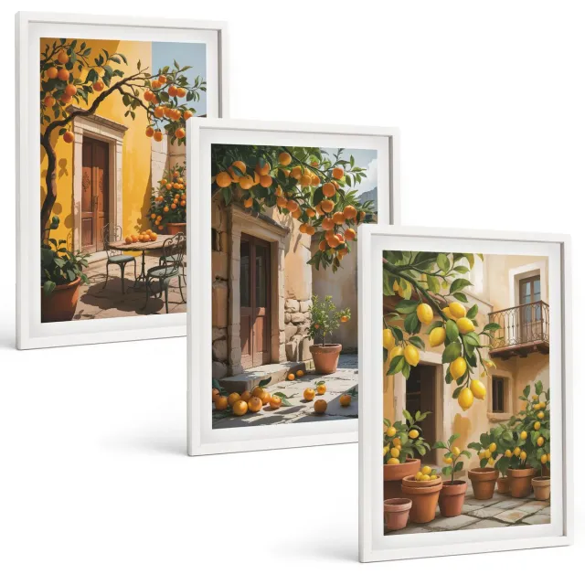TULUP 3-Delige Schilderij Set - Citrusvruchten in een zonnige binnenplaats met planten - 40x60 - Stijlvolle Muurdecoratie - Kantoor Witte lijst
