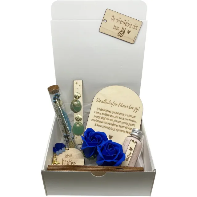 Stars 4 you Geschenkbox liefste METER | blauw | deluxe | droogbloemen | liefste meter | meter vragen | meter worden | peettante vragen | peettante worden | cadeau | geschenkdoos | giftbox