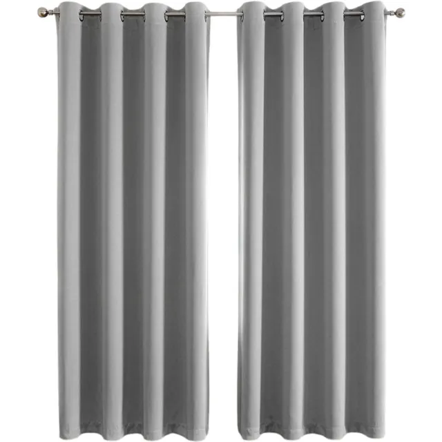 NextNovaDeals Verduisterende Gordijnen - Met Ringen - 225 X 140 Cm - 2 Stuks - Lichtgrijs - Voor Slaapkamer En Woonkamer Licht Grijs
