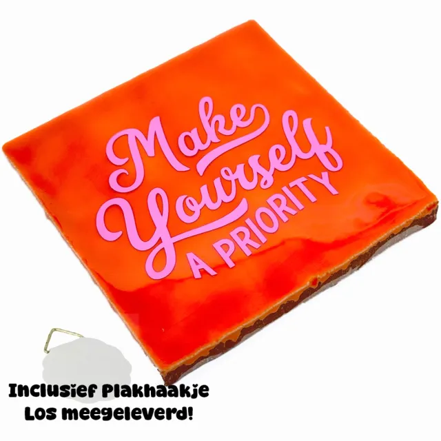 Snoes Cadeautegel - Make Yourself a Priority - Handgemaakt Spaans Keramiek - 10 x 10 cm - Oranje/Roze