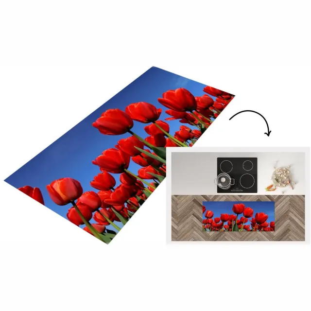 KitchenYeah Keukenloper - Loper keuken - De zon schijnt over de rode tulpen - Keukenloper vinyl Multicolor