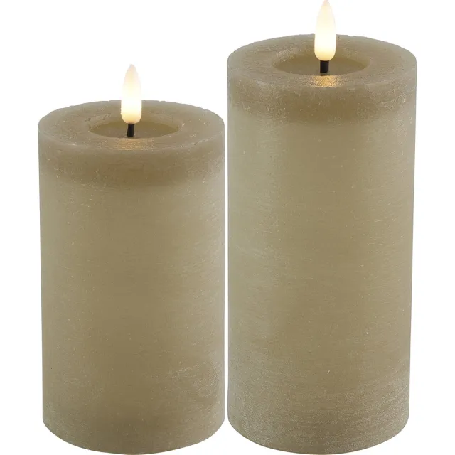 Countryfield LED kaarsen/stompkaarsen - set 2x - beige - D7,5 x H15 en H20 cm - warm wit