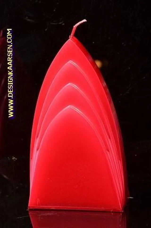 MilaNNE Bogen Kaars, ROOD METALLIC, hoogte: 17cm