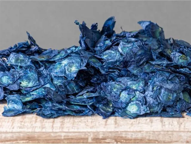 L28 Decoratie droogbloemen 005 blauw