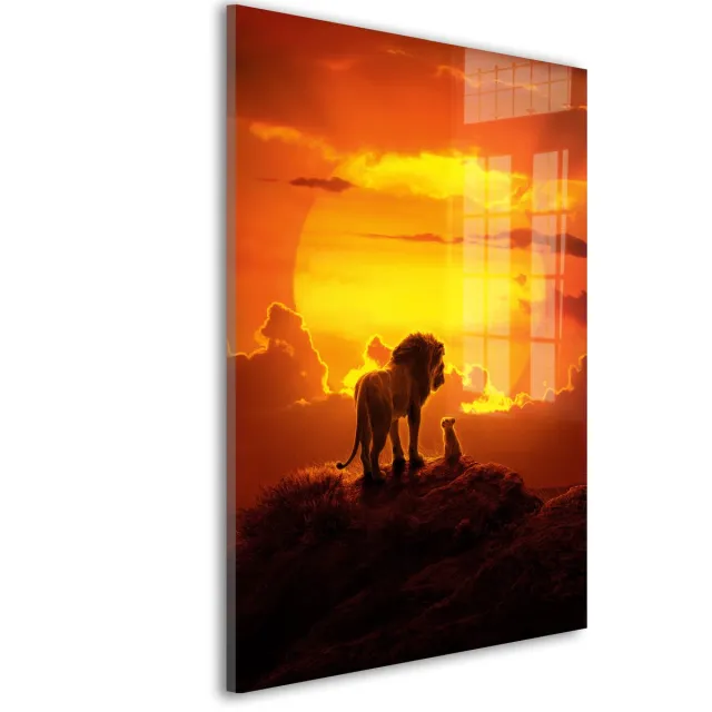 De Online Drukwinkel Glasschilderij Zonsondergang der koningen - 120 x 80 cm - Leeuw - Dieren - Acrylaat - Inclusief wandbevestiging - Foto op plexiglas - Wanddecoratie woonkamer – Modern – Modern oranje