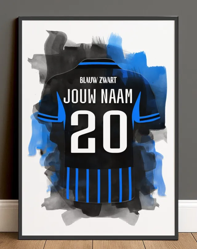 Brugge Voetbal Poster Met Eigen Naam - Inclusief Zwarte Lijst - Formaat A4 (21 x 29,7 cm) - Blauw Zwart - Voetbalcadeau met Naam & Rugnummer - Wanddecoratie Fans Blauw- Zwart