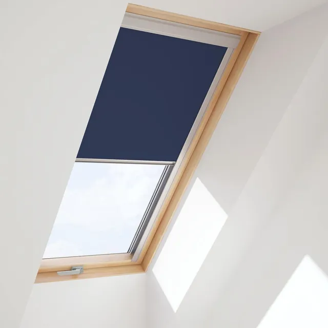 Rooflite CONTRIO Verduisterend Rolgordijn passend op VELUX Dakraam C04, Blauw