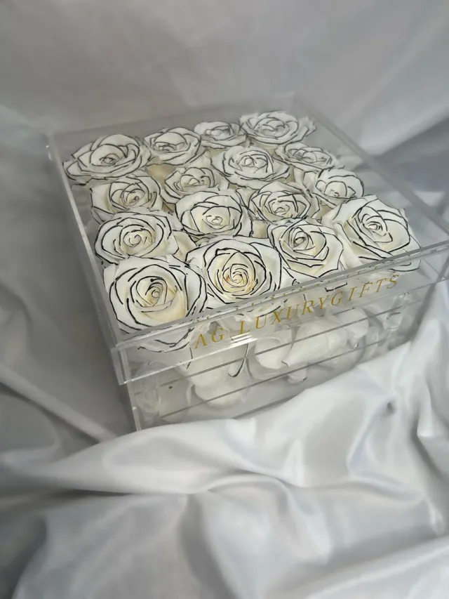 AG Luxurygift AG Luxurygifts Longlife Rozen Box – Wit – Luxe Cadeau voor Valentijn, Moederdag & Speciale Gelegenheden Wit zwart