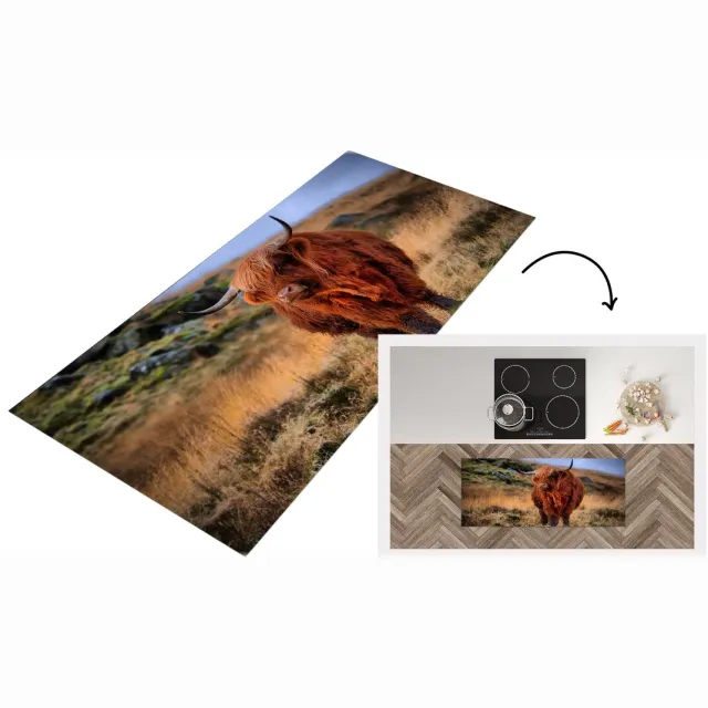 KitchenYeah Keukenloper - Loper keuken - Schotse Hooglander - Gras - Stenen - Keukenloper vinyl Multicolor