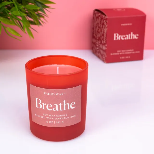 Paddywax Wellness Geurkaars - Breathe (rood) van Paddywax
