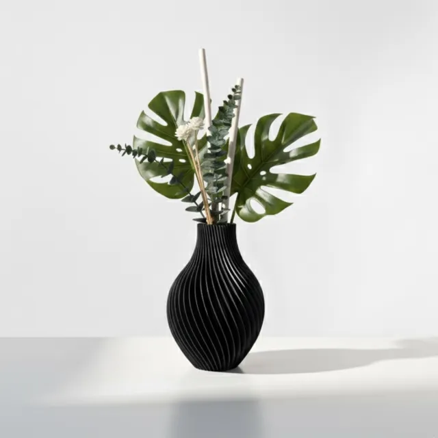 Twistly 3D Geprinte Vaas 20 cm | Moderne Bloempot met Spiraalvorm – Weterings Store matte charcoal (zwart)