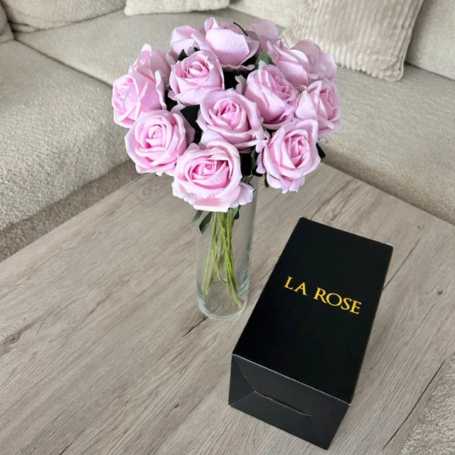 La-Rose La Rose Nepbloemen - Kunstbloemen voor buiten & Binnen - Kunstrozen Cadeau - Zijden Bloemen - kunstplanten - kunstbloemen boeket - 15 Rozen voor Woondecoratie, Bruiloft, Feest Decoratie