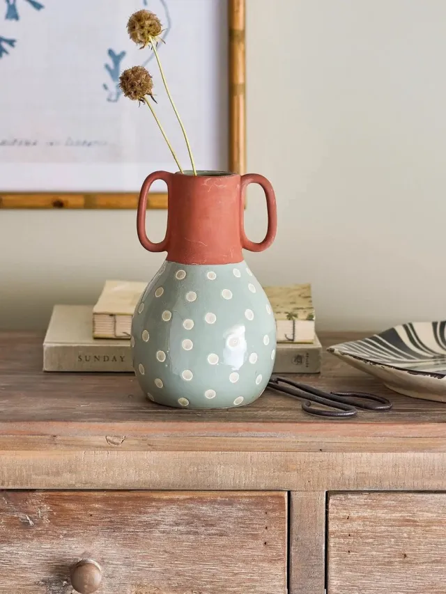 Bloomingville Vaas aardewerk groen Hercule 20cm [gid://shopify/Metaobject/303100625231]