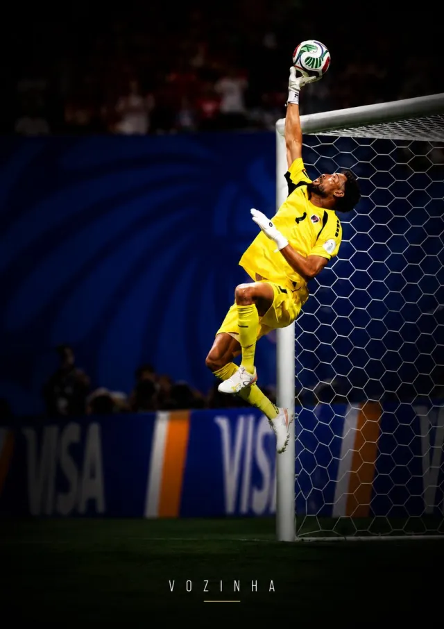Holland Rose Vozinha poster, Cape Verde WK 2026, Kaapverdië keeper poster, Zonder lijst, FIFA World Cup 2026 poster, voetbalposter, wanddecoratie voetbal, WK 2026 poster, Vozinha keeper, voetbal wanddecoratie A2