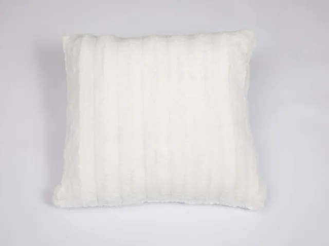 Dailyibed Sierkussens - Ijsbeer - 50 x 50 cm - Set van 2 - Imitatiebont Gebroken Wit
