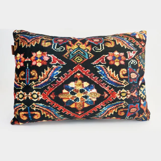 SusaStyle OUTLET - Sierkussen Shodja – 53x37 cm – Zijdezacht – Anti-allergisch – Afneembare hoes – Outlet Zwart, blauw, petrol, crème, zalm, roze, rood, terra, aubergine, honing, mosterdgeel, oker, cognac