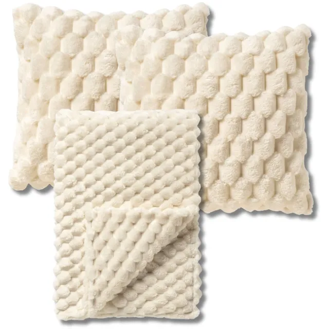 Dutch Decor VOORDEELSET - 3-delig - Viva & Vivian - 2 sierkussens 45x45 cm - 1 plaid 150x200 cm - 100% gerecycled - wit
