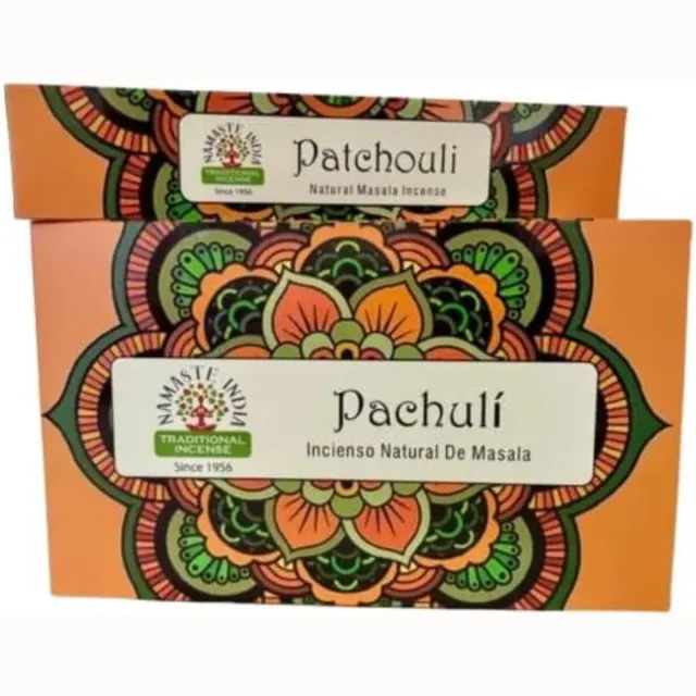 Namaste India Wierookstokjes Patchouli - 12 Pakjes van 15g (Totaal 240 Stuks Voordeelverpakking) - Natuurlijke Handgemaakte Wierook voor Meditatie, Yoga, Ontspanning en Aromatherapie Met Kajal Sticker Bruin
