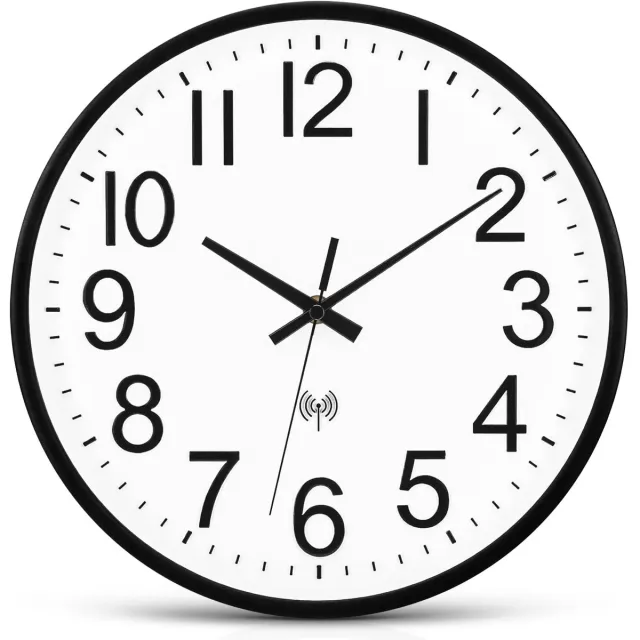 Unyqoos Moderne stille draadloze wandklok met automatische tijdaanpassing en groot display, zwart, 30 cm