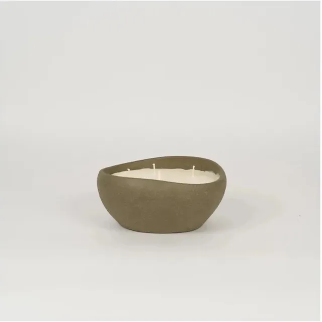 Mon Dada Doteki medium indoor geurkaars moss - down to earth groen