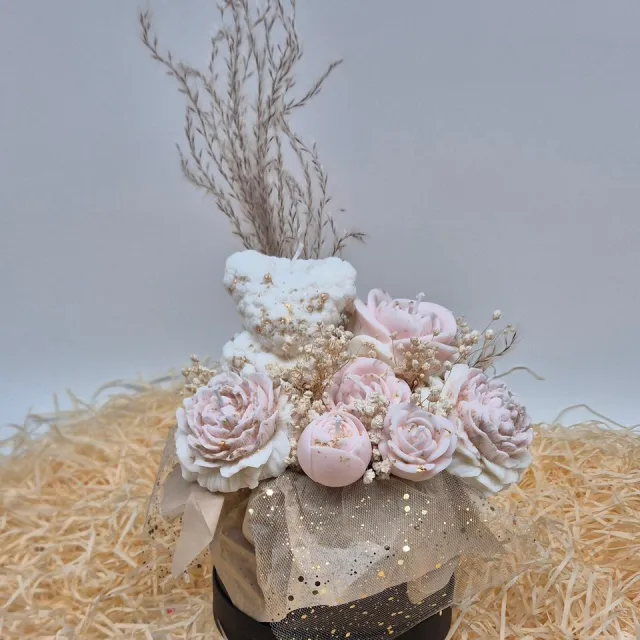 Kaarsgeschenk Kaarsenboeket Romantic Bloom - Kaars boeket - Cadeau - Geschenk - Cadeau voor haar - Uniek cadeau - Origineel cadeau - Bloem kaarsen boeket - Candle bouquet - Boeket - Bloemen - Relatiegeschenk - Kraam cadeau Roze en wit