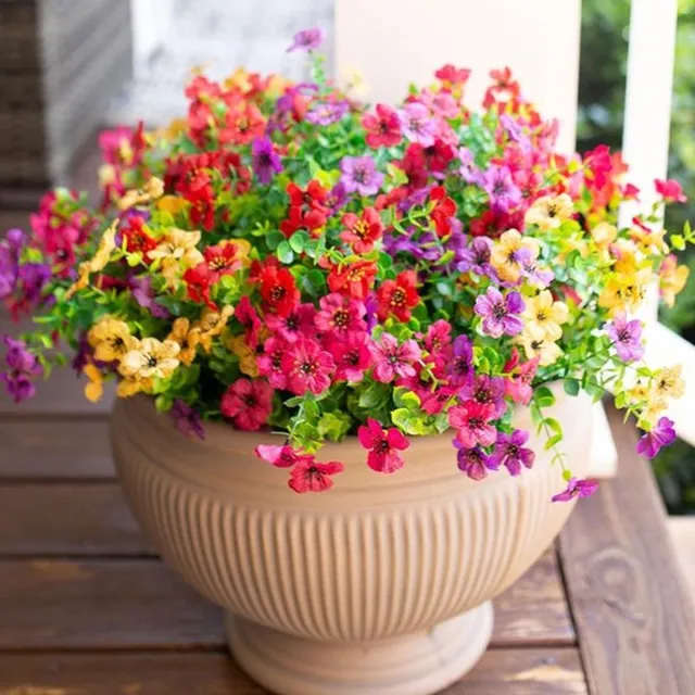 Oemmn 12 stuks Kunstbloemen voor buitendecoratie, UV-bestendige viooltjes, realistische kunstbloemen van plastic voor binnen en buiten, veranda, tuin en binnenplaats - (Paars + Rood + Geel + Roosrood) 12 stuks Paars + Rood + Geel + Roosrood