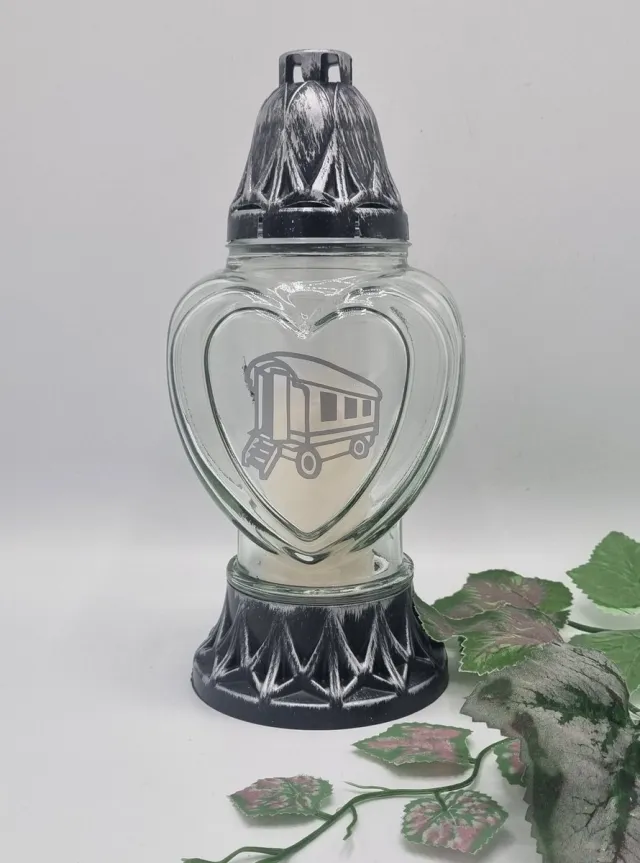 Herdenkingslichtjes.nl Herdenkingslicht - P39 - Transparant glas - Zilver - Woonwagen N - Grafkaars – Graflicht