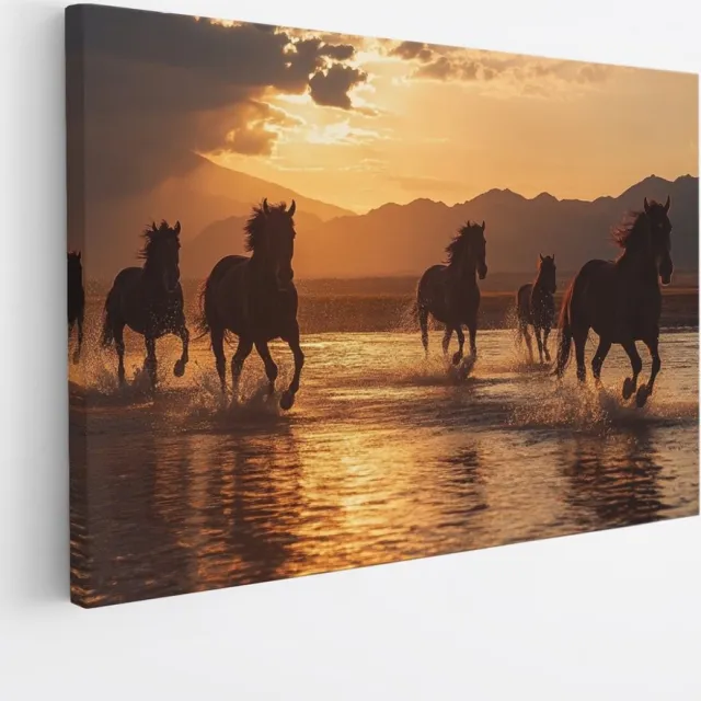 Saammp Canvas Schilderij - Groep paarden tijdens golden hour - Dieren - Natuur - 50x40 - Foto op canvas - Wanddecoratie - muurdecoratie Woonkamer - Slaapkamer decoratie - Canvas Print Multicolor