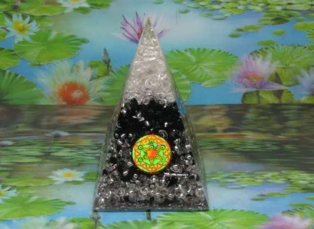 Alphasurya Hoge shungiet orgon piramide 170 x 100 mm zwart