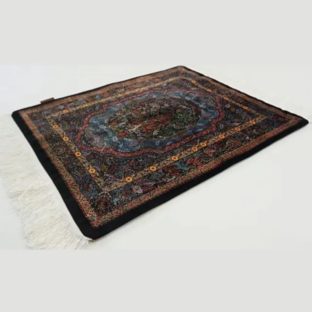 SusaStyle OUTLET - Wandkleed Goshtiep – 53x43 cm – Perzisch design – Luxe woondecoratie met zijdezachte glans Zwart, geel, rood, oranje, blauw, olijfgroen, groen, roze, paars, crème