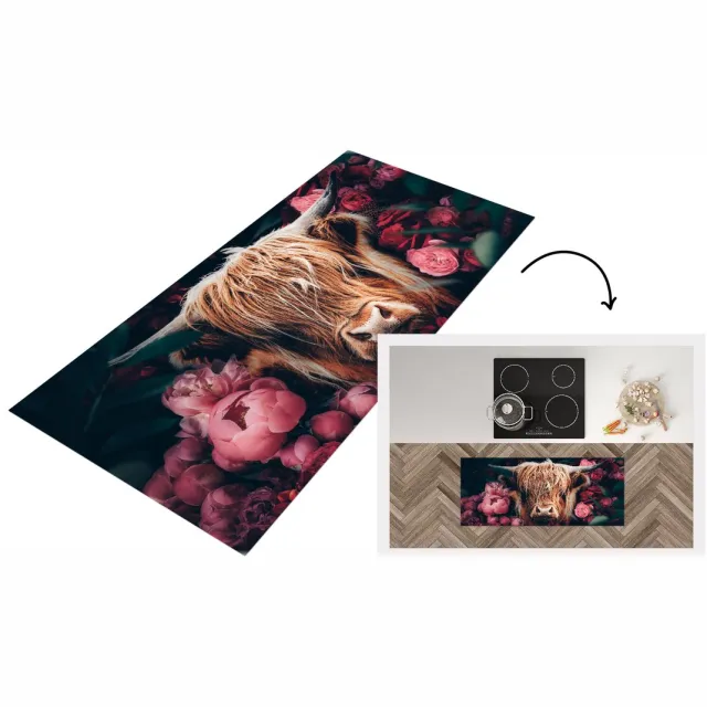 KitchenYeah Keukenloper - Loper keuken - Koe - Schotse hooglander - Bloemen - botanisch - Keukenloper vinyl Multicolor