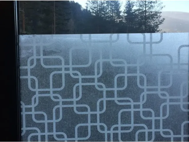 Zonwerendefolie.com Melkglasfolie Anti-inkijk 91 x 300 cm raamfolie met vakjes