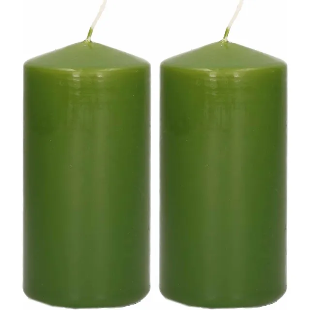 Trend Candles Cilinderkaars/stompkaars - 2x - olijfgroen - 5 x 10 cm - 23 branduren - met brandvertragende folie