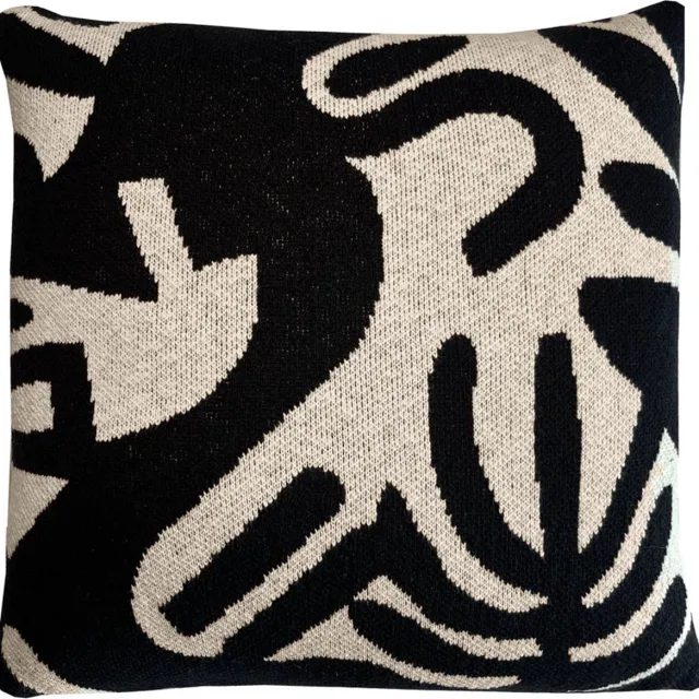 Malagoon Floral victory knitted cushion black Zwart, Offwhite