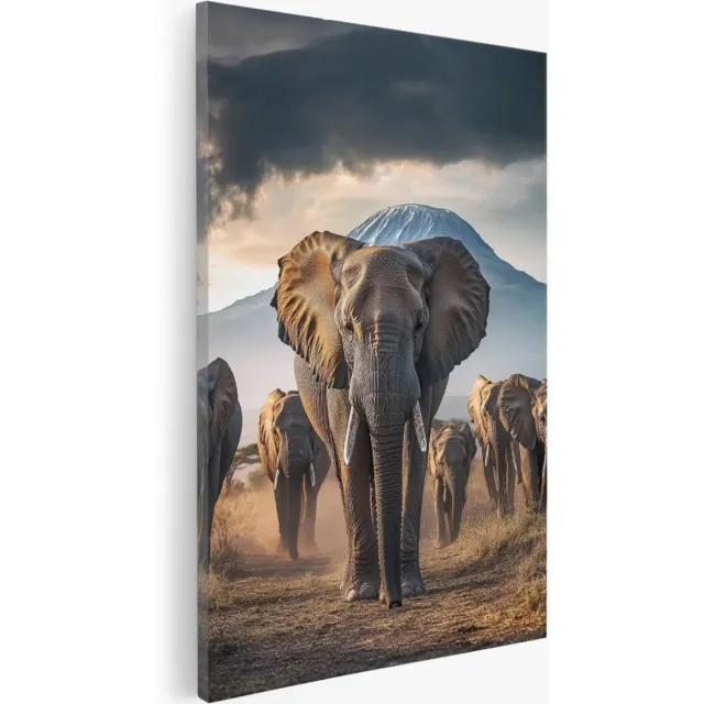 Saammp Canvas Schilderij - Kudde Olifanten bij de kilimanjaro - Natuur - Dieren - 80x120 - Foto op canvas - Wanddecoratie - Muurdecoratie Woonkamer - Slaapkamer decoratie - Canvas Print Multicolor